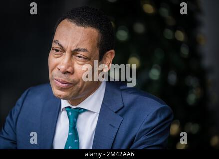 PARAMARIBO - Franc Weerwind, ministre de la protection juridique, en conversation avec la presse néerlandaise dans le Waag. Weerwind sera présent lundi à Paramaribo au nom du gouvernement néerlandais à la diffusion du discours du Premier ministre Mark Rutte sur le passé esclavagiste. ANP BART MAAT pays-bas hors - belgique hors Banque D'Images