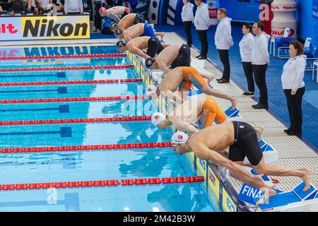 18 décembre 2022: MELBOURNE, AUSTRALIE - DÉCEMBRE 18: Les athlètes participent à la finale de course de BreastStroke masculin 50m le sixième jour des Championnats du monde de natation de la FINA 2022 au Centre sportif et aquatique de Melbourne sur 18 décembre 2022 à Melbourne, Australie (image de crédit : © Chris Putnam/ZUMA Press Wire) Banque D'Images