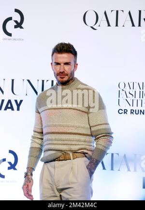 Doha, Qatar. 16th décembre 2022. David Beckham marche sur une piste pendant le spectacle de mode Uni du Qatar par CR Runway au stade Ras Aboud sur 16 décembre 2022 à Doha, au Qatar. Six continents ont présenté plus de 150 designers et marques de renommée mondiale et plus de 80 modèles. (Photo de Sidhik Keerantakath/Eyepix Group) (photo d'Eyepix/Sipa USA) crédit: SIPA USA/Alay Live News Banque D'Images