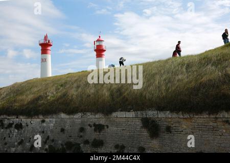 Les phares jumeaux sur l'Ile d'Aix, la Charente-Maritime, la France, l'Europe. Banque D'Images