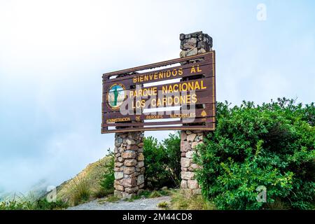 Panneau à l'entrée du parc national de Los Cardones en Amérique du Sud Banque D'Images