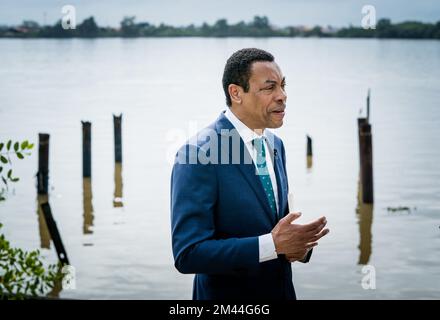 PARAMARIBO - Franc Weerwind, ministre de la protection juridique, en conversation avec la presse néerlandaise. Weerwind sera présent lundi à Paramaribo au nom du gouvernement néerlandais à la diffusion du discours du Premier ministre Mark Rutte sur le passé esclavagiste. ANP BART MAAT pays-bas hors - belgique hors Banque D'Images