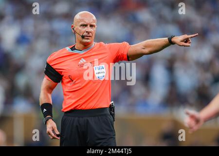 Doha, Qatar. 18th décembre 2022. Szymon Marciniak arbitre polonais lors du match final entre l'Argentine et la France à la coupe du monde du Qatar à Estadio Lusail dans la ville de Doha au Qatar. (Photo: William Volcov) crédit: Brésil photo Press/Alay Live News Banque D'Images