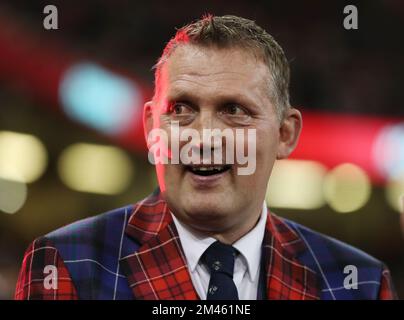 Photo du dossier datée du 03/11/2018 de l'ancienne star écossaise du rugby et de la collecte de fonds caritative Doddie Weir qui se rappelle lors d'un service commémoratif aux frontières. Des centaines de personnes sont sur le point de se rassembler à l'église paroissiale de Melrose lundi après-midi, le service étant relayé par audio au club de rugby de la ville, où Weir a remporté trois titres écossais au début de 1990s. On a demandé aux coursiers de porter n'importe quel Tartan en hommage à Weir. Date de publication : lundi 19 décembre 2022. Banque D'Images