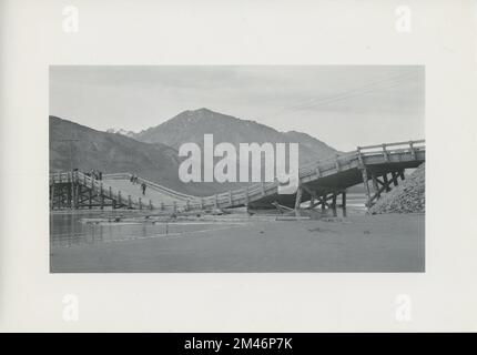 Slim's River Creek Bridge. État: Alaska. Banque D'Images