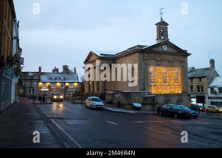 Chipping Norton en hiver à Noël, Oxfordshire, Angleterre, Royaume-Uni Banque D'Images