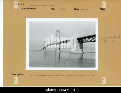 Vue sur le Delaware Memorial Bridge depuis le côté est. Légende originale: Photo de T. W. Kines. État: Delaware. Banque D'Images