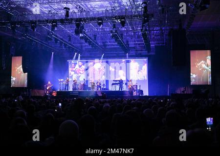 Kioene Arena, Padoue, Italie, 15 décembre 2022, Rouge tout simplement pendant Rouge tout simplement - Tour d'âme d'oeil bleu 2022 - concert de musique Banque D'Images