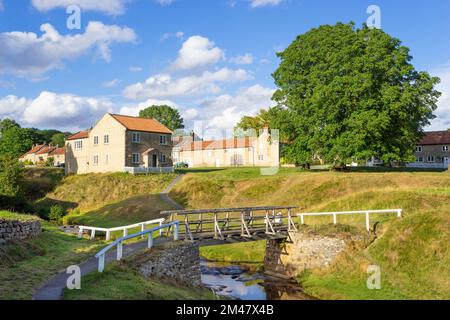 Hutton le Hole North Yorkshire Maisons traditionnelles en pierre Hutton le Hole North Yworks Moors National Park Hutton le Hole Yorkshire Angleterre GB Europe Banque D'Images