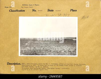 Fort Fetterman, nommé d'après William I. Fetterman, tué au massacre de fort Phil Kearny. Légende originale: #256 - fort Fetterman, nommé pour Wm. I. Fetterman, tué au massacre de fort Phil Kearny. Créé en 1867. Il marque la jonction de la rivière Powder (route du Montana) et de North Platte. Par Wm. H. Jackson. Photographie de la Commission géologique (la Commission Hayden-1867-12879) copiée par H. H. Ritter - avril 1938. État: Montana. Banque D'Images