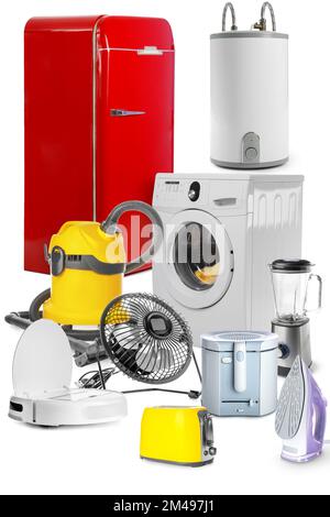 Collage d'appareils électroménagers modernes sur fond blanc Banque D'Images