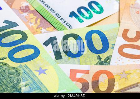Billets, billets, 50 billets en euros, 100 billets en euros Banque D'Images