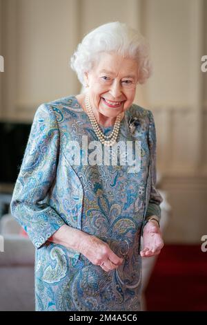 REVUE de l'an 2022 photo du dossier datée du 28/04/22 - Reine Elizabeth II lors d'une audience avec le Président de la Suisse Ignazio Cassis au Château de Windsor. Date de publication : mardi 20 décembre 2022. Banque D'Images