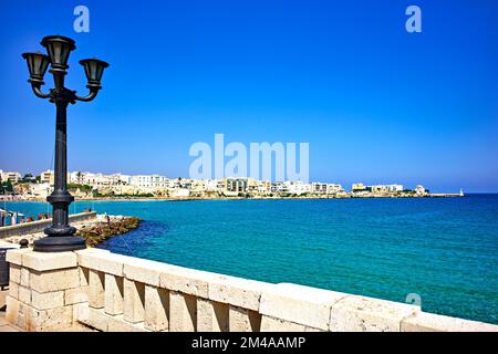 Apulia Puglia Salento. Italie. Otranto. La côte de mer Banque D'Images