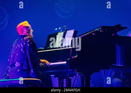 Milan, Italie. 09th décembre 2022. Dardust sur scène pendant Elisa, concert de musique de chanteur italien à Milan, Italie, 09 décembre 2022 crédit: Agence de photo indépendante/Alamy Live News Banque D'Images