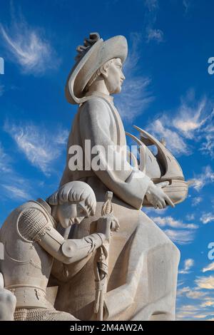 Détail des statues portugaises des découvreurs dans le Padrão dos Descobrimentos à Belém, Lisbonne, Portugal Banque D'Images