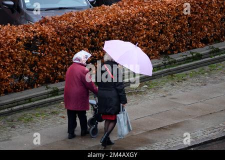 Copenhague/Danemark/20 décembre 2022/ les pluies météorologiques tombent dans le capial danois de Kastrup à Copenhague . (Photo. Francis Dean/Dean Pictures) Banque D'Images