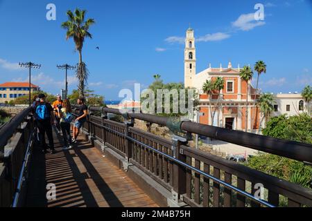 TEL AVIV, ISRAËL - 2 NOVEMBRE 2022 : visite du pont Wishing Bridge dans la vieille ville de Jaffa à tel Aviv, Israël. Tel Aviv est le cen économique et technologique Banque D'Images