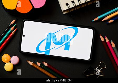 Pologne. 17th décembre 2022. Dans cette illustration, un logo Micron Technology apparaît sur un smartphone. (Photo de Mateusz Slodkowski/SOPA Images/Sipa USA) crédit: SIPA USA/Alay Live News Banque D'Images