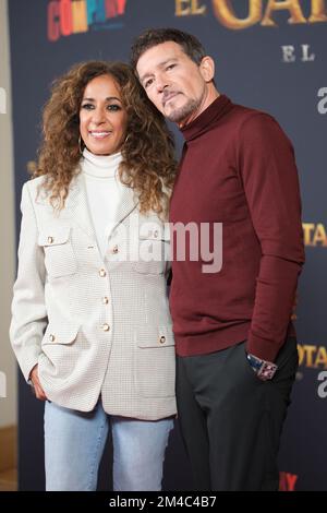 Madrid, Espagne. 20th décembre 2022. L'acteur Antonio Banderas et la chanteuse Rosario Flores assistent à la séance photo « El Gato con Botas: El Ultimo Deseo » (Puss in Boots: The Last Wish) à l'hôtel Urso de Madrid. Crédit : SOPA Images Limited/Alamy Live News Banque D'Images