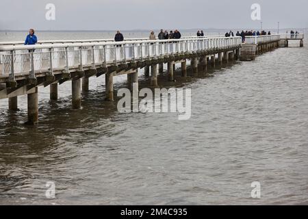 Célèbre jetée de Moulleau dans la baie d'Arcachon. Aquitaine, France Banque D'Images