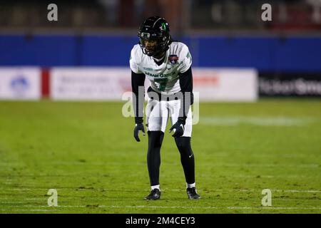 North Texas Mean Green Quinn Whitlock (7) attend sur la SNAP pendant le 2nd quart du match de football de l'université de Frisco Bowl 2022, au stade Toyota sa Banque D'Images