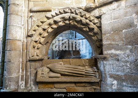 Les belles ruines extérieures de l'ancien couvent de San Domingos dans la ville de Pontevedra, Galice en Espagne Banque D'Images