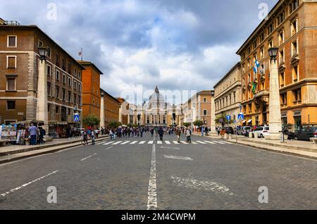 Via della conciliazione au Vatican Banque D'Images