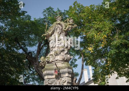 Statue de Saint John de Nepomuk - Olomouc, République tchèque Banque D'Images