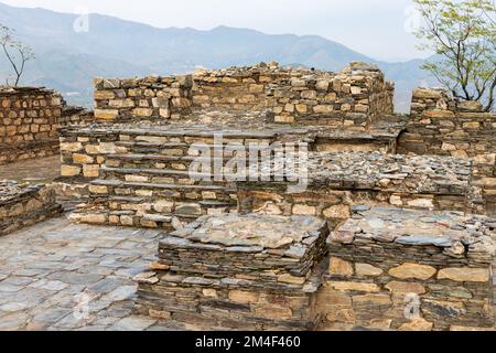 Nimogram stupa reste dans la vallée du swat de shamozai au Pakistan Banque D'Images