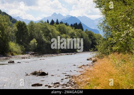 Ruisseau Iller près de Fischen à Allgaeu, Allemagne, Bavière, Allgaeu Banque D'Images