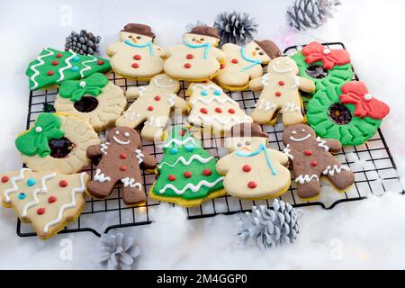 Décoration de Noël avec biscuits sablés, fond de noël Banque D'Images