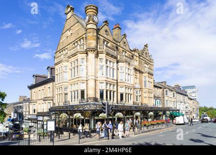 Harrogate Yorkshire Bettys salons de thé Harrogate rue du Parlement Montpellier quartier Nord Yorkshire Angleterre GB Europe Banque D'Images