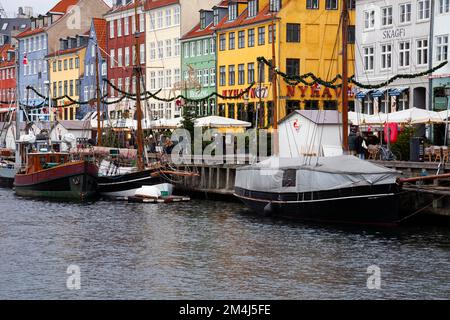 Canal de Nyhavn, heure de Noël, Nyhavn Copenhague, Danemark Banque D'Images