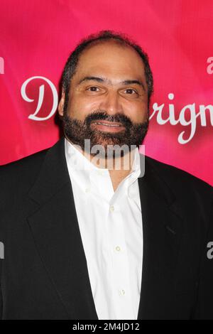 **PHOTO DE FICHIER** Franco Harris est décédé. Franco Harris au Gala annuel « puissance de l'amour » de Keep Memory Alive en 16th en hommage à Muhammad Ali lors de sa célébration d'anniversaire 70th. MGM Grand Garden Arena au MGM Grand Hotel and Casino de Las Vegas, Nevada. 18 février 2012. © mpi88/Mediapunch Inc Banque D'Images