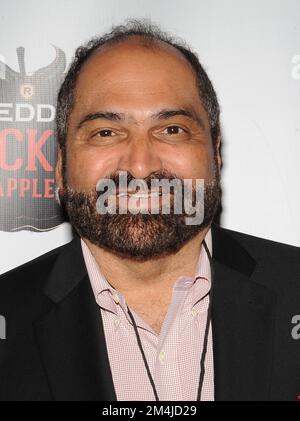 **PHOTO DE FICHIER** Franco Harris est décédé. New York, NY-29 janvier: Franco Harris assiste à la Roast du Friars Club de Terry Bradshaw pendant la Roast du ESPN Super Bowl à l'Arizona Biltmore on 29 janvier 2015 à Phoenix, Arizona. Crédit : John Palmer/MediaPunch Banque D'Images