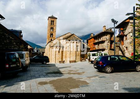 Santa Maria de Taüll est une église romane située sur le territoire de Vall de Boí. Taüll, Vall de Boí, Lérida, Catalogne, Espagne, Europe. Banque D'Images