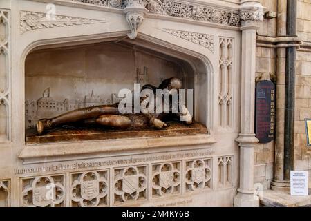 LONDRES, GRANDE-BRETAGNE - 13 MAI 2014 : c'est un mémorial à William Shakespeare dans la cathédrale de Southwark. Banque D'Images