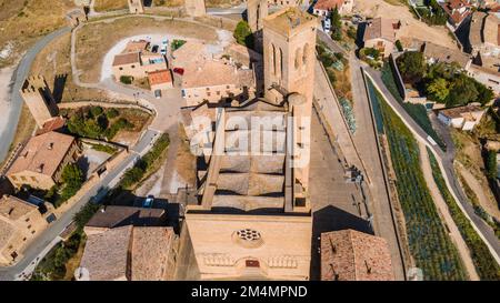 Toit de l'église St Saturnino à Artajona, Navarre, Espagne Banque D'Images