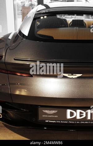 Kiev, Ukraine - 2 septembre 2017 : Aston Martin DB11.Nouvelle voiture Banque D'Images