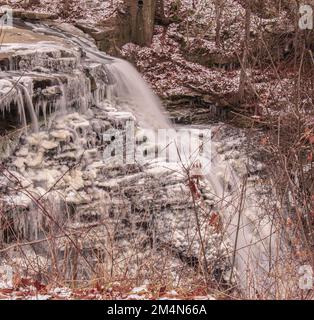 Cascades en hiver Banque D'Images