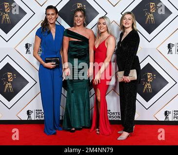 21 décembre 2022, Londres, Royaume-Uni. Jill Scott, Mary Earps, Chloe Kelly et Ellen White arrivent à la BBC Sports Personality of the Year 2022, MediaCit Banque D'Images