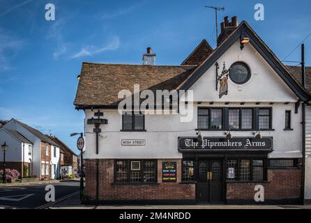 East Sussex, Angleterre, juillet 2022, vue sur les armes Pipemakers, un pub au coeur de la ville historique Banque D'Images