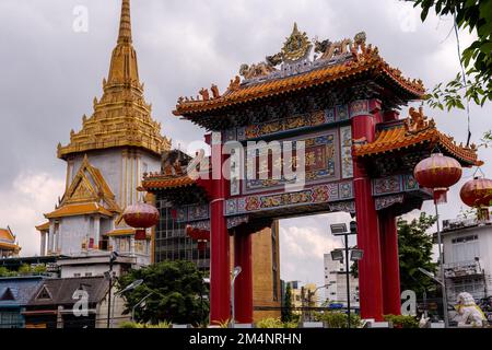 Bangkok, Thaïlande. 16 novembre 2022. Porte de Chinatown à Yaowarat, Bangkok Banque D'Images