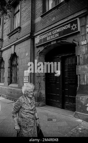 GDR, Berlin, 07. 05. 1989, Oranienburger Strasse, Communauté juive de Berlin, femme âgée Banque D'Images