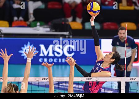 Florence, Italie. 22nd décembre 2022. Zhu Ting (Savino Del Bene Scandicci) pendant Savino Del Bene Scandicci vs Galatasaray HDI Sigorta Istanbul, Championnat de femmes de la coupe CEV de volley à Florence, Italie, 22 décembre 2022 Credit: Independent photo Agency/Alay Live News Banque D'Images