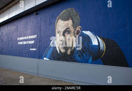 Une fresque peinte de l'ancien joueur de la Leeds Rhinos Rugby League Rob Burrow MBE sur un mur dans le centre-ville de Leeds dans le West Yorkshire. Sur 19 décembre 2019, Banque D'Images