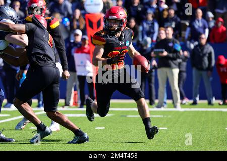 Ferris State Bulldogs grand receveur Brady Rose (22) sur une fin autour du premier trimestre de la NCAA Division II de championnat du collège national FO Banque D'Images