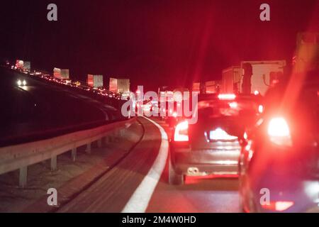 Embouteillage sur l'autoroute S6 appelé Obwodnica Trojmiasta (Tricity Beltway) à Autostrada A1 à Gdansk, Pologne © Wojciech Strozyk / Alamy stock photo * Banque D'Images