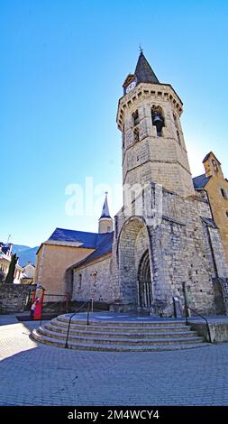 Église de San Miguel à Vielha, Valle de Aran, Lleida, Catalunya, Espagne, Europe. Banque D'Images